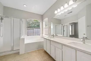 4414 Casey Cir, Sugar Land, TX 77479 - Photo 10