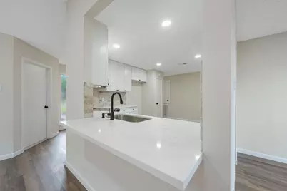 2792 Forest Point Drive, League City, TX 77573 - Photo 12