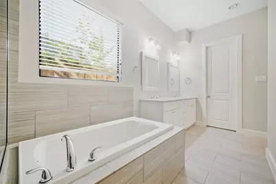 3015 Preston Street, Houston, TX 77003 - Photo 8