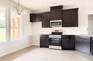 879 Pineview Circle, Jewett, TX 75846 - Photo 10