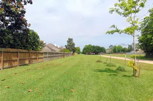 1739 Lakewinds Dr, Missouri City, TX 77459 - Photo 32
