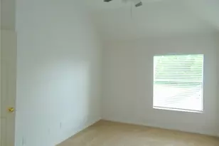 1739 Lakewinds Dr, Missouri City, TX 77459 - Photo 28