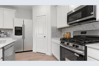 31106 Royal Acres Court, Fulshear, TX 77441 - Photo 12