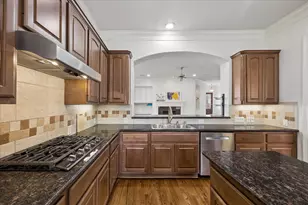 7608 Janak Dr, Houston, TX 77055 - Photo 6
