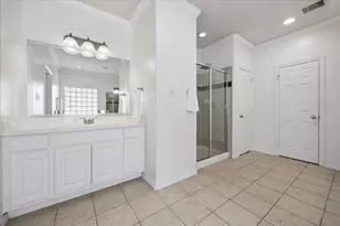 7608 Janak Dr, Houston, TX 77055 - Photo 18