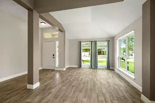 10118 Autumn Way Ct, Houston, TX 77064 - Photo 4