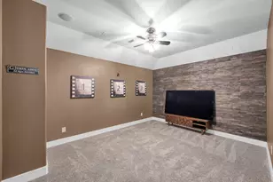 14 Winsome Path Circle, The Woodlands, TX 77382 - Photo 32