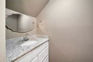 14435 Misty Meadow Ln, Houston, TX 77079 - Photo 16