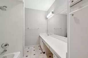 14435 Misty Meadow Ln, Houston, TX 77079 - Photo 26