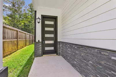 729 Magnolia Point Drive, Houston, TX 77336 - Photo 8