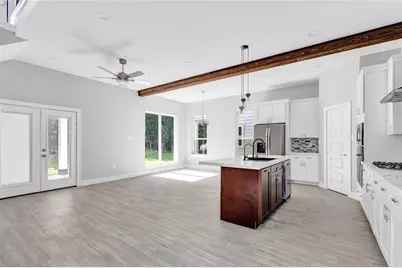 729 Magnolia Point Drive, Houston, TX 77336 - Photo 10