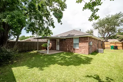 4705 Meadowood Drive, Baytown, TX 77521 - Photo 8