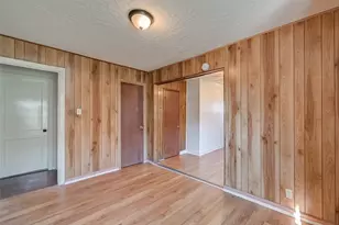 4905 Brinkley St, Houston, TX 77033 - Photo 16