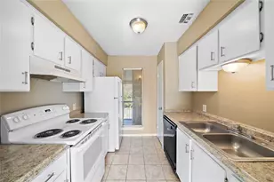 2202 16th Ave Ave N, Texas City, TX 77590 - Photo 1
