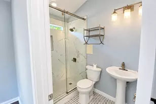 1505 Chippendale Rd, Houston, TX 77018 - Photo 8