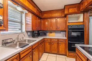 6918 Woodrow St, Texas City, TX 77591 - Photo 12