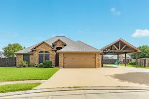 111 Gold Finch Ct, Richwood, TX 77531 - Photo 1