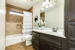 111 Gold Finch Ct, Richwood, TX 77531 - Photo 22