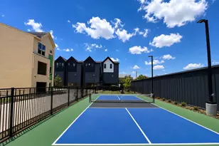 511 Hillwood Hts Dr, Houston, TX 77091 - Photo 32