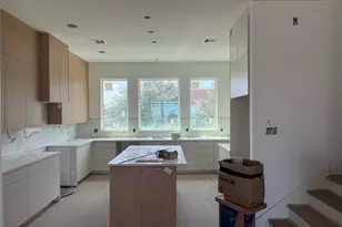 511 Hillwood Hts Dr, Houston, TX 77091 - Photo 26