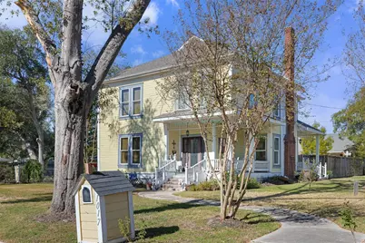 1017 Water Street, Navasota, TX 77868 - Photo 1