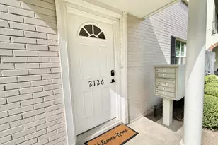 2126 Banks St, Houston, TX 77098 - Photo 6