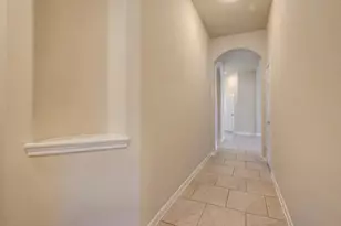 22 Powers Bend Wy, The Woodlands, TX 77382 - Photo 4