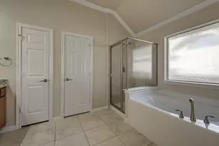 22 Powers Bend Wy, The Woodlands, TX 77382 - Photo 16