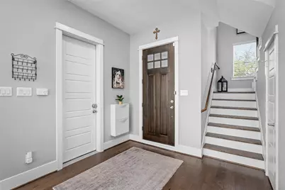 427 Yale Oaks Lane, Houston, TX 77091 - Photo 2
