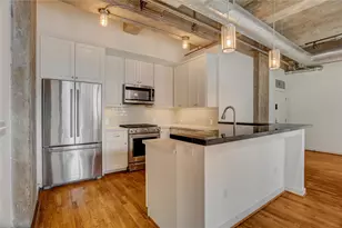 204 Travis St, Houston, TX 77002 - Photo 4