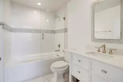 204 Travis Street #4D, Houston, TX 77002 - Photo 8