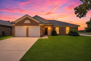 4402 Leyland Dr, Pearland, TX 77584 - Photo 1