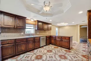 807 Ruth St, Baytown, TX 77520 - Photo 8