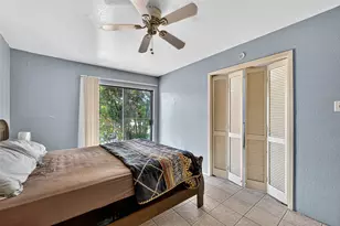 10075 Westpark Dr, Houston, TX 77042 - Photo 14