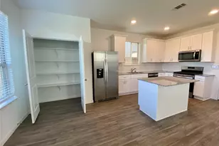 21114 Dolphin Bay Ln, Cypress, TX 77433 - Photo 8