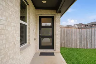 6745 Chinapkin Oak Ln, Conroe, TX 77304 - Photo 2