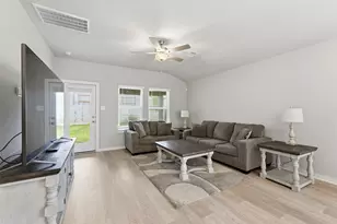 6745 Chinapkin Oak Ln, Conroe, TX 77304 - Photo 8