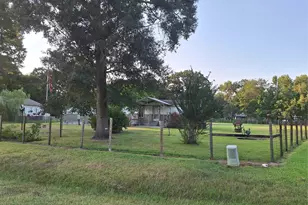 119 County Rd 4534, Dayton, TX 77535 - Photo 1
