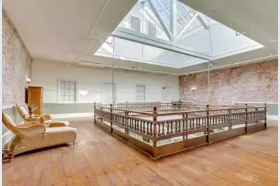 2010 Strand St #302, Galveston, TX 77550 - Photo 8