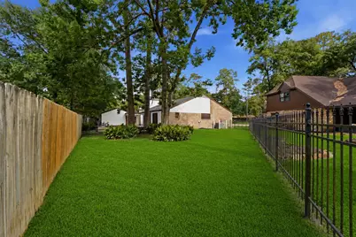 1907 Tangle Lake Drive, Houston, TX 77339 - Photo 36
