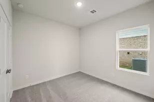 17235 White Peace Dr, Waller, TX 77484 - Photo 14