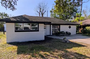 4122 Botany Ln, Houston, TX 77047 - Photo 2