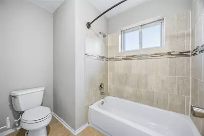 16702 Quail Meadow Drive, Houston, TX 77489 - Photo 18