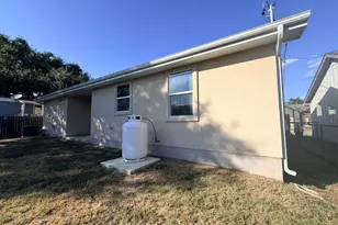 11538 Main St, Jonestown, TX 78645 - Photo 24
