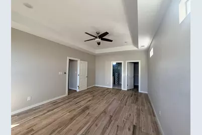 11538 Main Street, Jonestown, TX 78645 - Photo 6