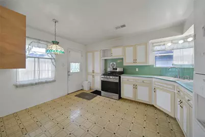 5245 Brinkman Street, Houston, TX 77091 - Photo 6