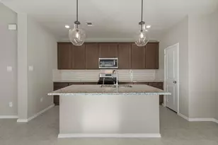 31993 Retama Ranch Ln, Spring, TX 77386 - Photo 4