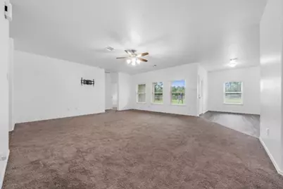 9850 Hunter Springs, Conroe, TX 77306 - Photo 8