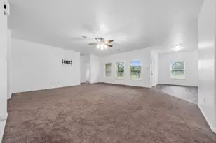 9850 Hunter Springs, Conroe, TX 77306 - Photo 8