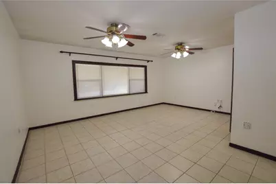 9210 Mapes Street, Beaumont, TX 77707 - Photo 18